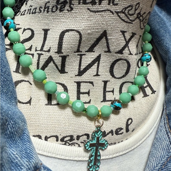 Blue beaded statement necklace with turquoise - Picture 3 of 3
